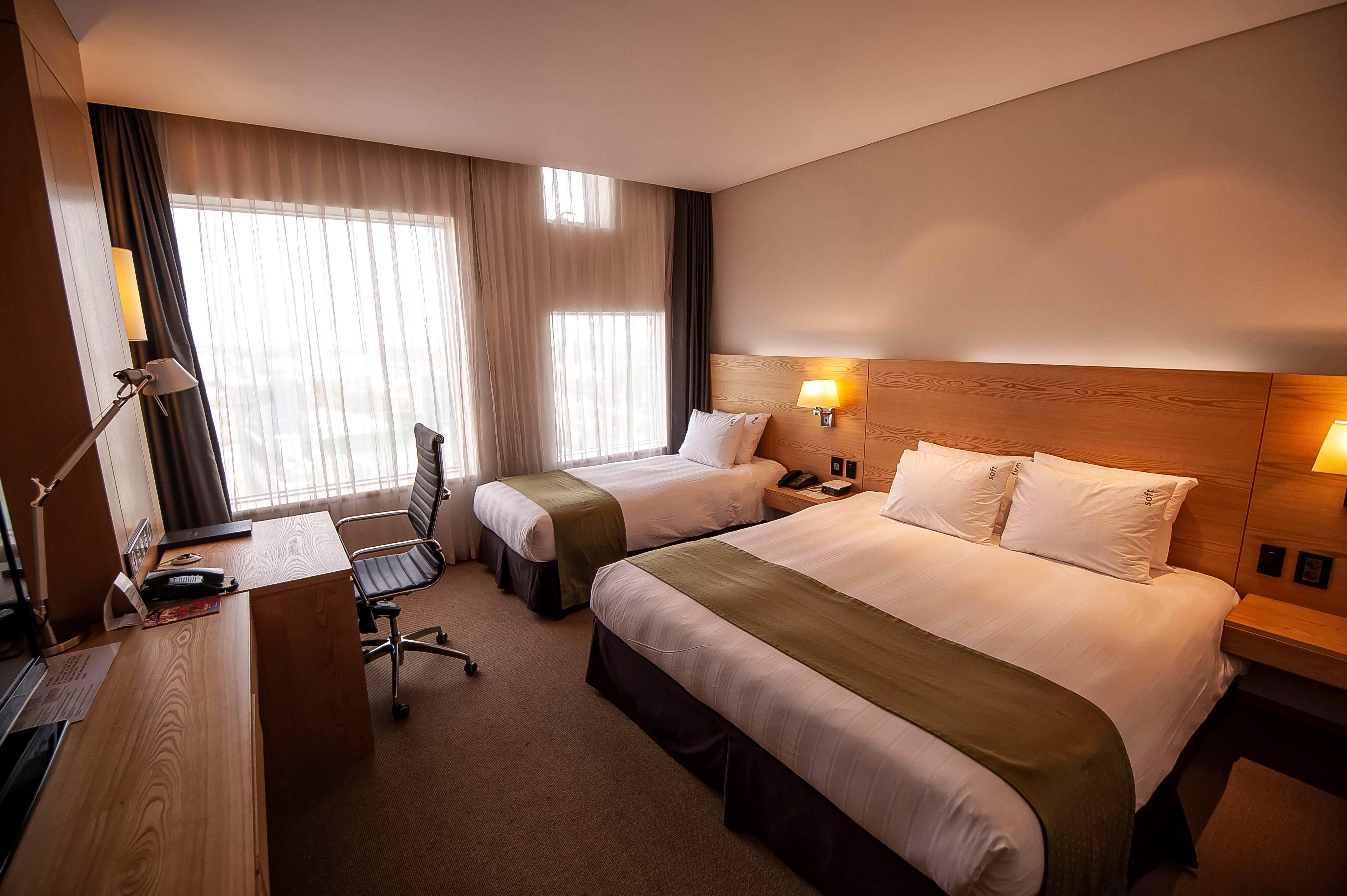 Holiday Inn Gwangju By Ihg Gwangju Metropolitan City Εξωτερικό φωτογραφία