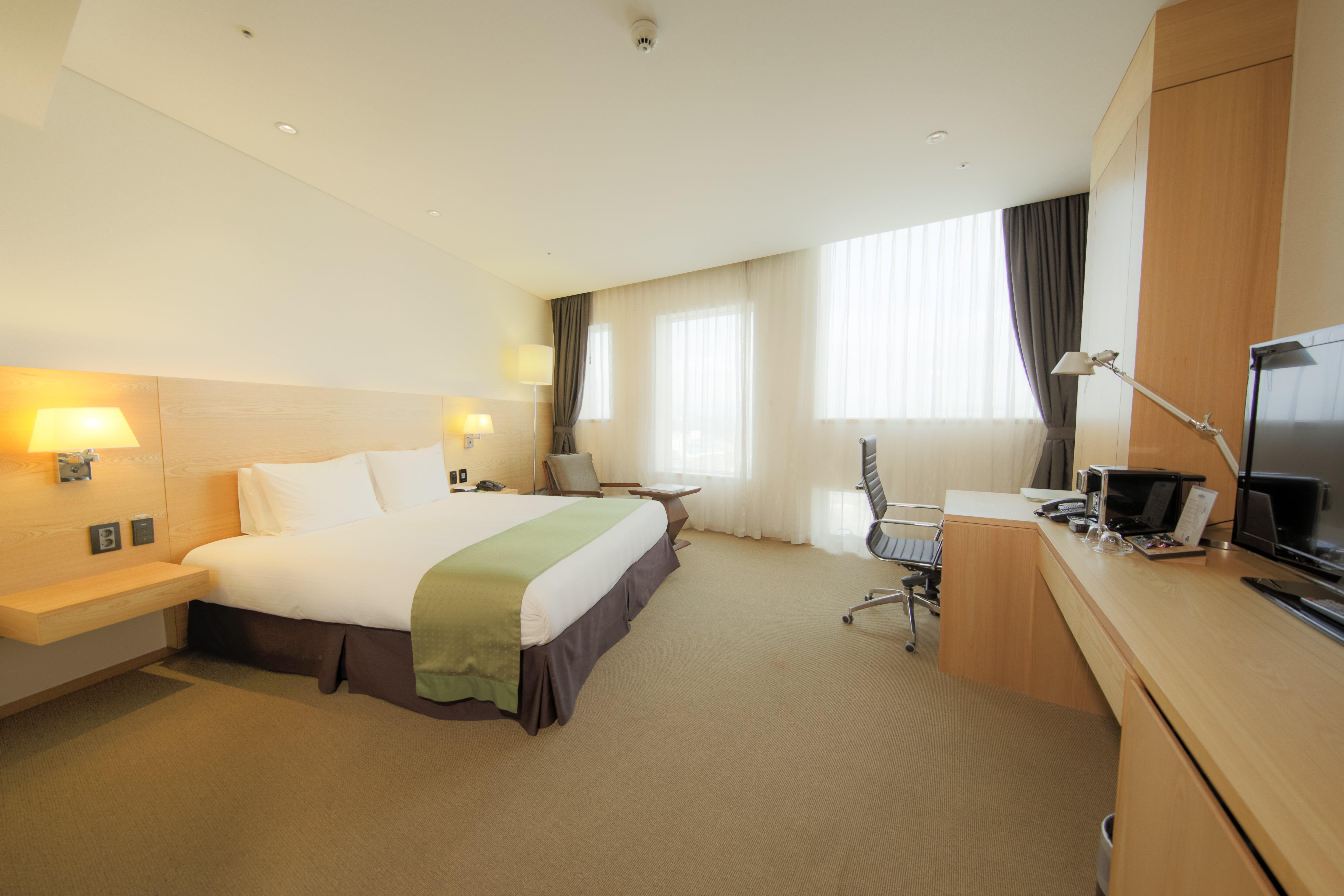 Holiday Inn Gwangju By Ihg Gwangju Metropolitan City Εξωτερικό φωτογραφία